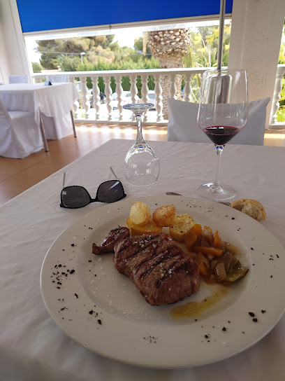Casa Manu | Restaurante Nucía · Carnes · Arroce - Carrer Llucet, 14, 03530 La Nucia, Alicante, Spain