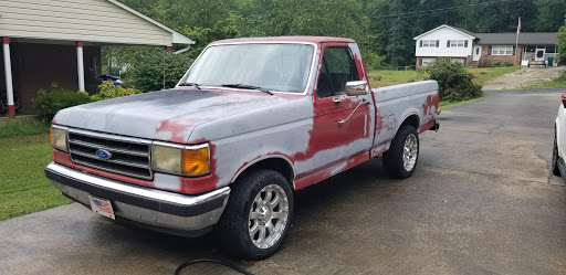 Auto Body Shop «Maaco Collision Repair & Auto Painting», reviews and photos, 1650 Silas Creek Pkwy, Winston-Salem, NC 27127, USA