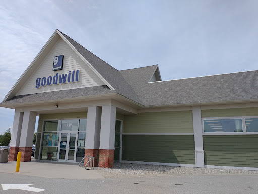 Donations Center «Goodwill Store and Donation Center», reviews and photos