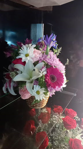 Florist «Tony Rossi Sons Florists», reviews and photos, 1508 Fruitvale Ave, Oakland, CA 94601, USA