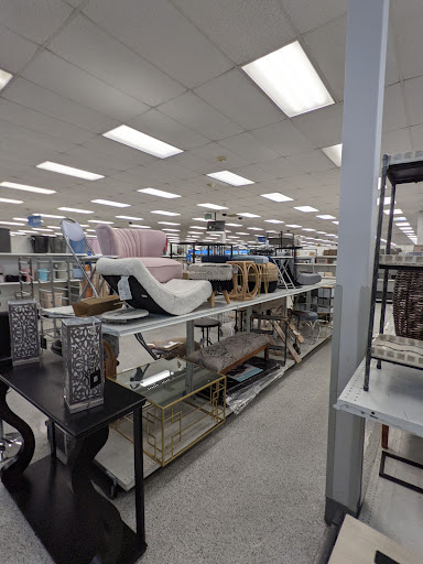 Clothing Store «Ross Dress for Less», reviews and photos, 352 S College Rd, Wilmington, NC 28403, USA