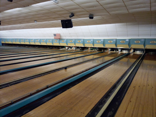 Bowling Alley «Lucky Strike Lanes Inc», reviews and photos, 185 Stafford Rd, Mansfield Center, CT 06250, USA