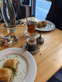 Plats et boissons du Restaurant turc Kehribar à Paris - n°18