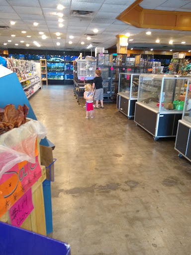 Pet Store «Miles of Exotics», reviews and photos, 8350 N Broadway, Kansas City, MO 64118, USA
