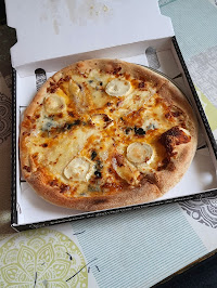 Plats et boissons du Pizzas à emporter Distributeur Fred Pizz Millas - n°1