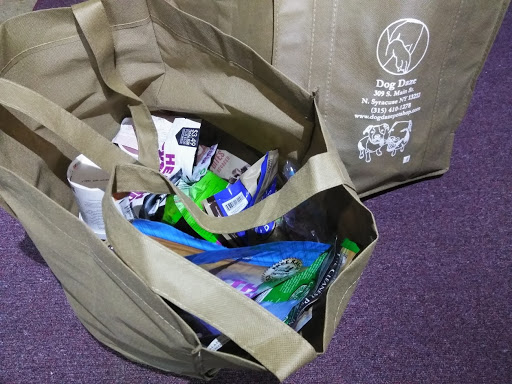 Pet Supply Store «Dog Daze Pet Shop», reviews and photos, 309 S Main St, North Syracuse, NY 13212, USA