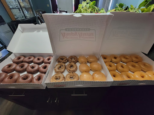 Donut Shop «Krispy Kreme», reviews and photos, 4028 Victory Blvd, Portsmouth, VA 23701, USA