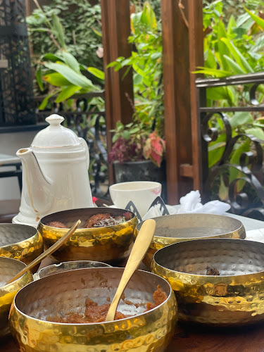 أنفاس العود لاونج - مطعم