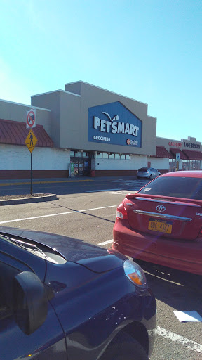 Pet Supply Store «PetSmart», reviews and photos, 3132 Vestal Pkwy E, Vestal, NY 13850, USA
