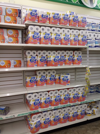 Dollar Store «Dollar Tree», reviews and photos, 6261 S 27th St, Greenfield, WI 53221, USA