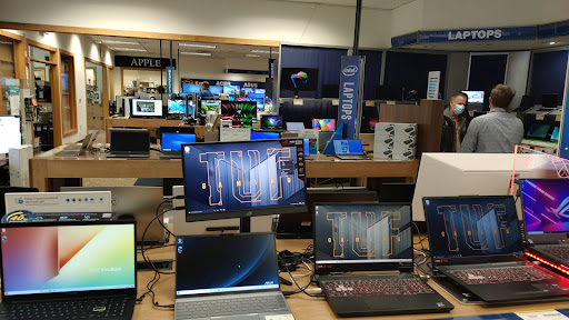 Electronics Store «Micro Center», reviews and photos, 550 Lancaster Ave, St Davids, PA 19087, USA