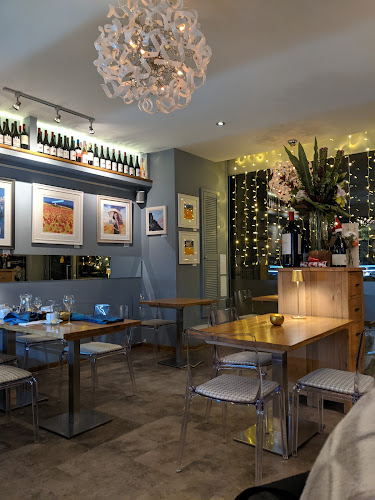 Comments and reviews of One20 Wine Cafe