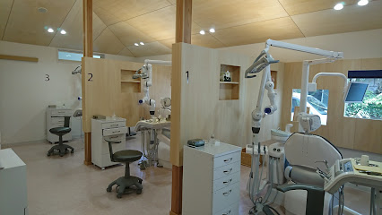 西方歯科医院