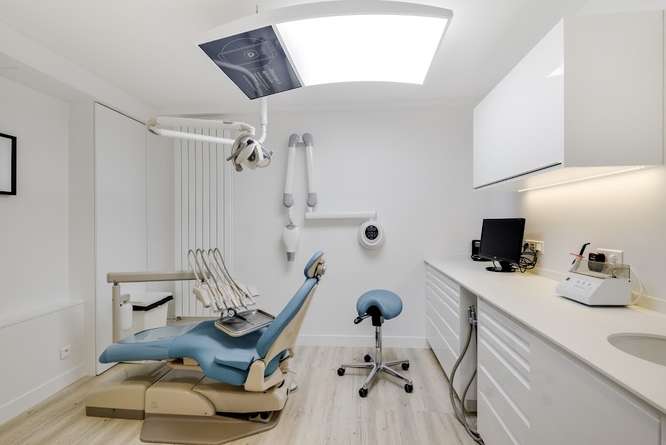 Cabinet dentaire des docteurs Epaillard et Broche à Versailles
