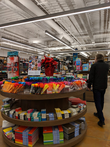 Art Supply Store «Blick Art Materials», reviews and photos, 1755 Maple Ave, Evanston, IL 60201, USA