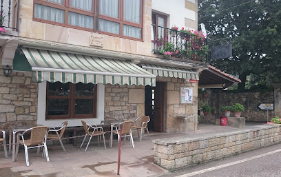 Restaurante El Cruce - El cruce, s/n, 39694 Esles, Cantabria, Spain