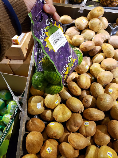 Grocery Store «Strack & Van Til Food Market», reviews and photos, 9632 Cline Ave, Highland, IN 46322, USA