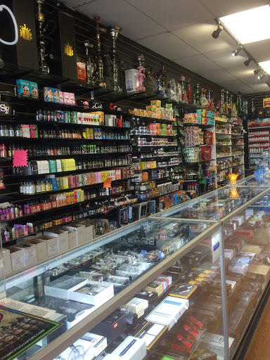 Tobacco Shop «hollywood smoke shop san pablo», reviews and photos, 13501 San Pablo Ave # G, San Pablo, CA 94806, USA
