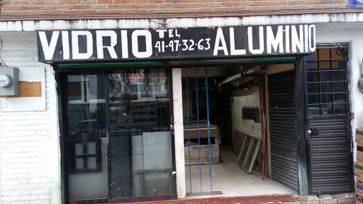 Vidrio y aluminio Torres