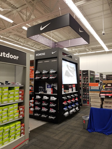 Sporting Goods Store «Academy Sports + Outdoors», reviews and photos, 7200 Concourse Pkwy, Douglasville, GA 30134, USA