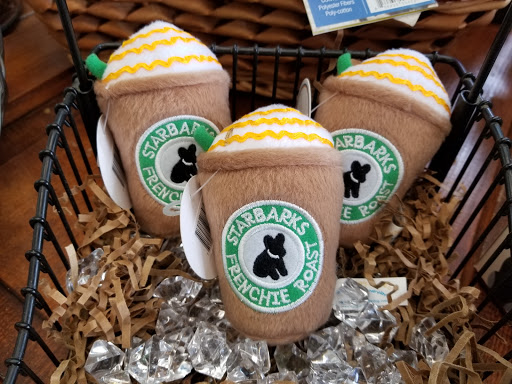 Pet Supply Store «Health Mutt», reviews and photos, 6116 N Central Ave, Tampa, FL 33604, USA