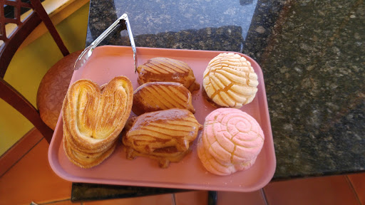 Grocery Store «Juarez Baking», reviews and photos, 1068 N Waco Ave, Wichita, KS 67203, USA