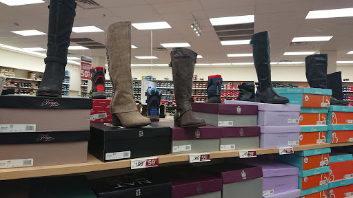 Shoe Store «Famous Footwear», reviews and photos, 1515 US-22 #42, Watchung, NJ 07069, USA