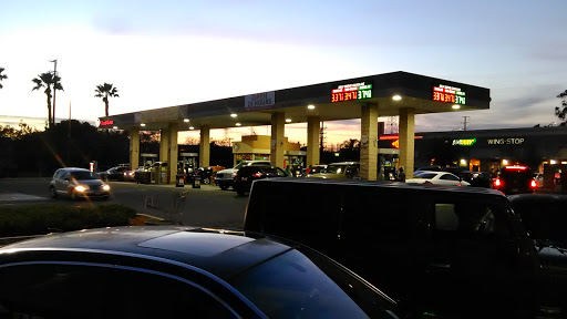 Grocery Store «Food 4 Less», reviews and photos, 6700 Cherry Ave, Long Beach, CA 90805, USA