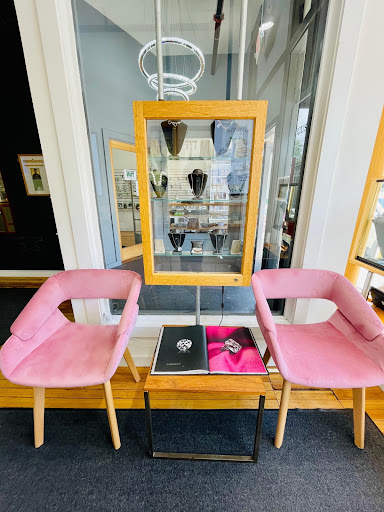 Jewelry Store «Hudson Valley Goldsmith», reviews and photos, 71 Main St, New Paltz, NY 12561, USA