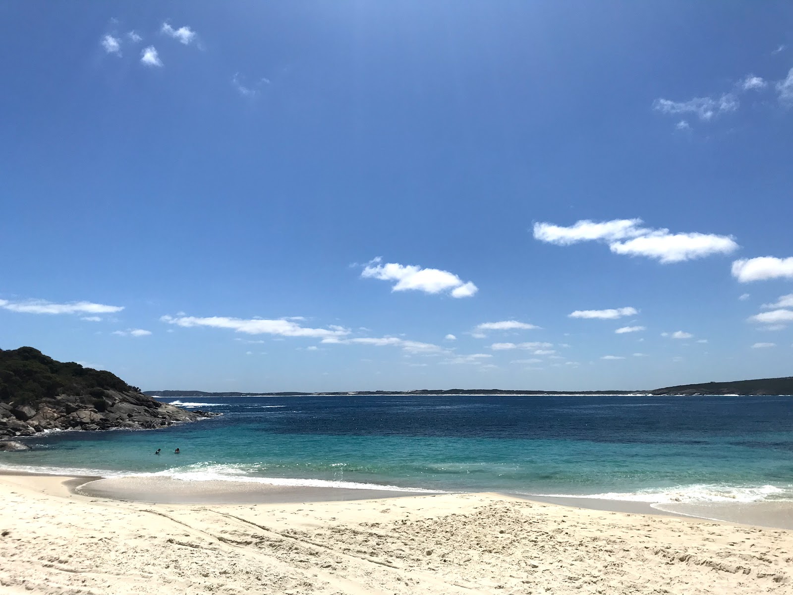 Little Boat Harbour Beach'in fotoğrafı çok temiz temizlik seviyesi ile