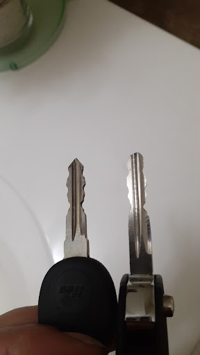 Locksmith «Llaves Tenayuca», reviews and photos, 9602 Airline Dr, Houston, TX 77037, USA