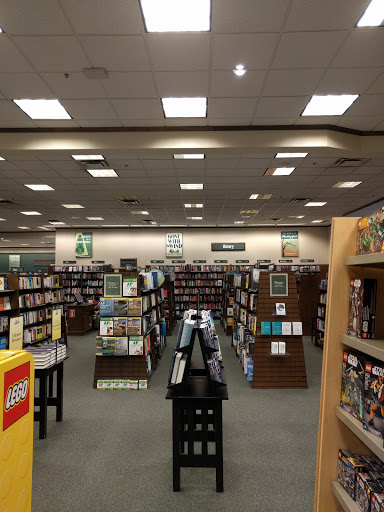 Book Store «Barnes & Noble», reviews and photos, 11500 Financial Centre Pkwy, Little Rock, AR 72211, USA