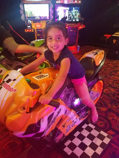 Movie Theater «Rave Cinemas Dayton South and XD», reviews and photos, 195 Mall Woods Dr, Dayton, OH 45449, USA