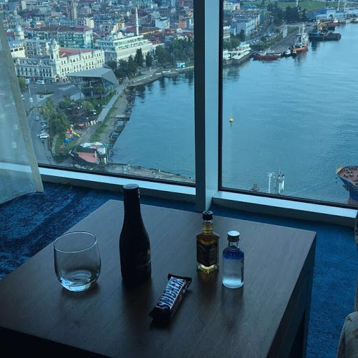 الخطوط للحجز 