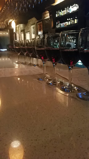 Wine Bar «Eola Wine Co», reviews and photos, 430 E Central Blvd, Orlando, FL 32801, USA