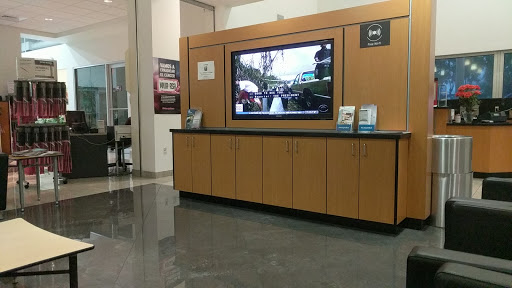 Toyota Dealer «AutoNation Toyota Weston», reviews and photos, 4050 Weston Rd, Davie, FL 33331, USA