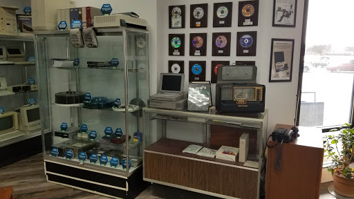 Used Computer Store «Epc Inc», reviews and photos, 3941 Harry S Truman Blvd, St Charles, MO 63301, USA