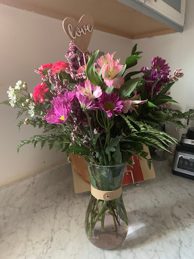 Florist «Manteca Floral Co», reviews and photos, 339 S Main St, Manteca, CA 95337, USA