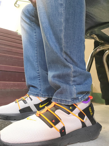 Sporting Goods Store «Nike Factory Store», reviews and photos, 6170 Grand Ave #569, Gurnee, IL 60031, USA