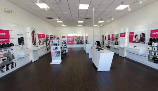 Cell Phone Store «T-Mobile», reviews and photos, 4300 Buford Dr NE, Buford, GA 30518, USA