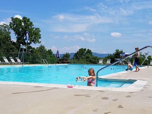 Sports Activity Location «Botetourt Golf & Swim Club», reviews and photos, 2414 Country Club Rd, Troutville, VA 24175, USA