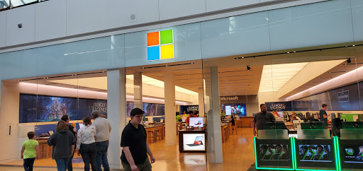 Computer Store «Microsoft Store - Scottsdale Fashion Square», reviews and photos, 7014 E Camelback Rd #1288, Scottsdale, AZ 85251, USA