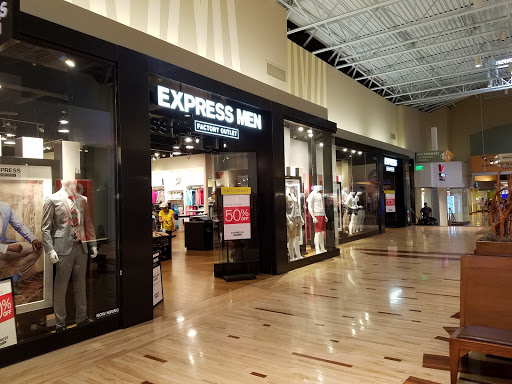 Express Factory Outlet, 14520 W Colfax Ave, Lakewood, CO 80401, USA, 