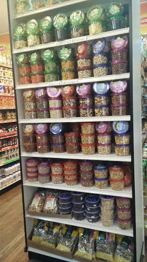 Kosher Grocery Store «Emanu-el Delicatessen», reviews and photos, 52 W Railroad Ave, Tenafly, NJ 07670, USA