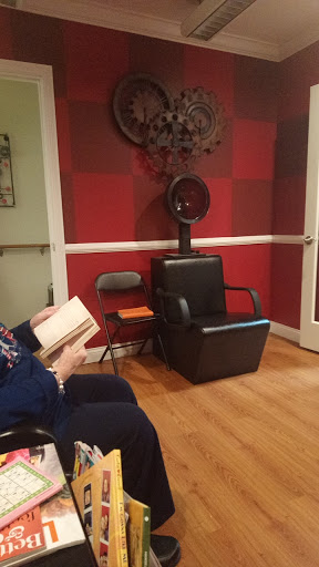 Hair Salon «New U Salon», reviews and photos, 803 Taylorsville Rd, Shelbyville, KY 40065, USA