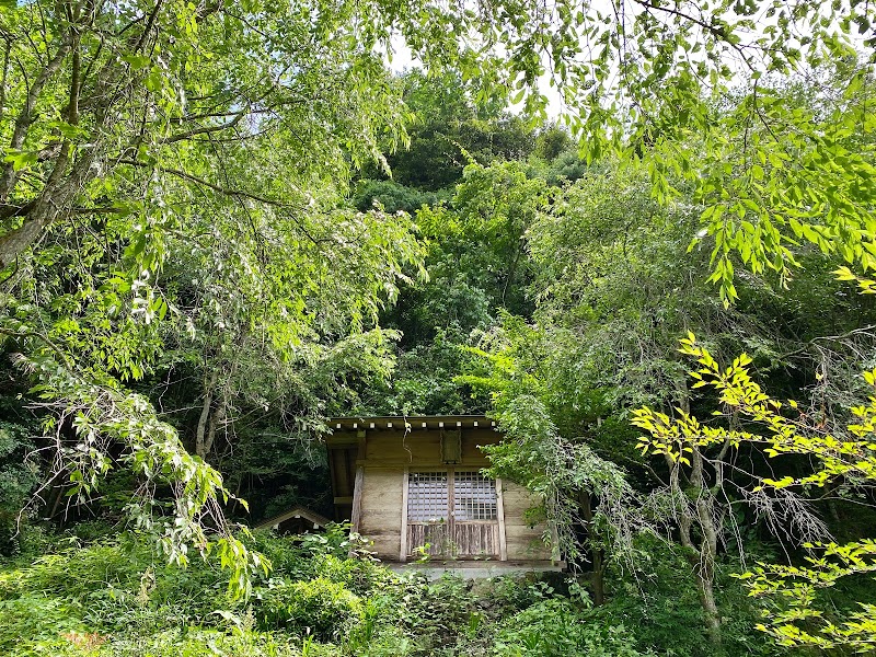 岩本稲荷神社