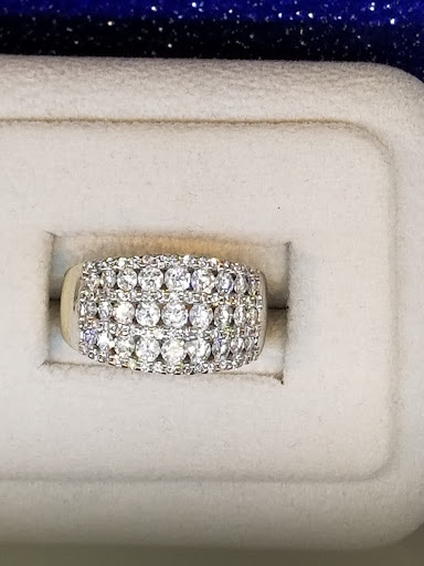 Pawn Shop «Woodbridge Gold & Pawn», reviews and photos, 13572 Jefferson Davis Hwy, Woodbridge, VA 22191, USA