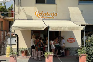 Gelateria artigianale image