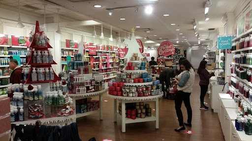 Bath & Body Works