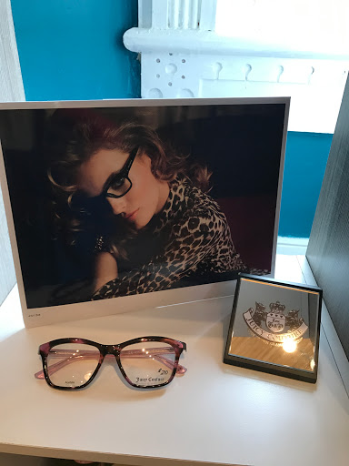 Optometrist «Uptown Eye Care», reviews and photos, 114 N State St, Westerville, OH 43081, USA